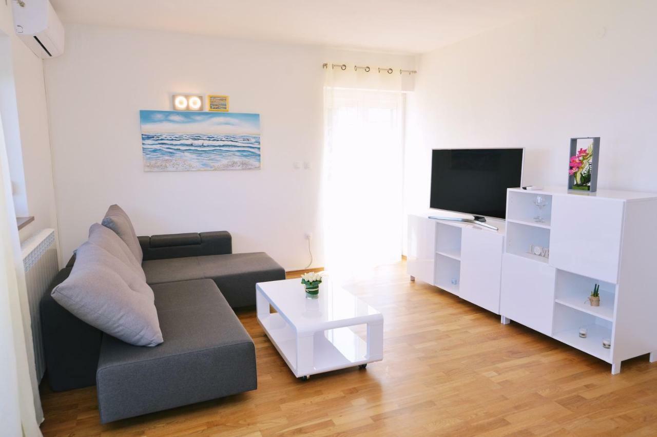 Krupic Apartment *